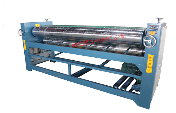 2.7ס305 Three roller glue