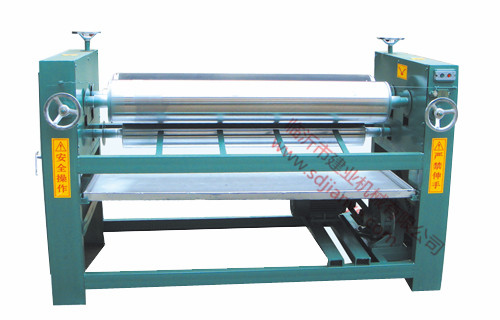 Three-roll coater